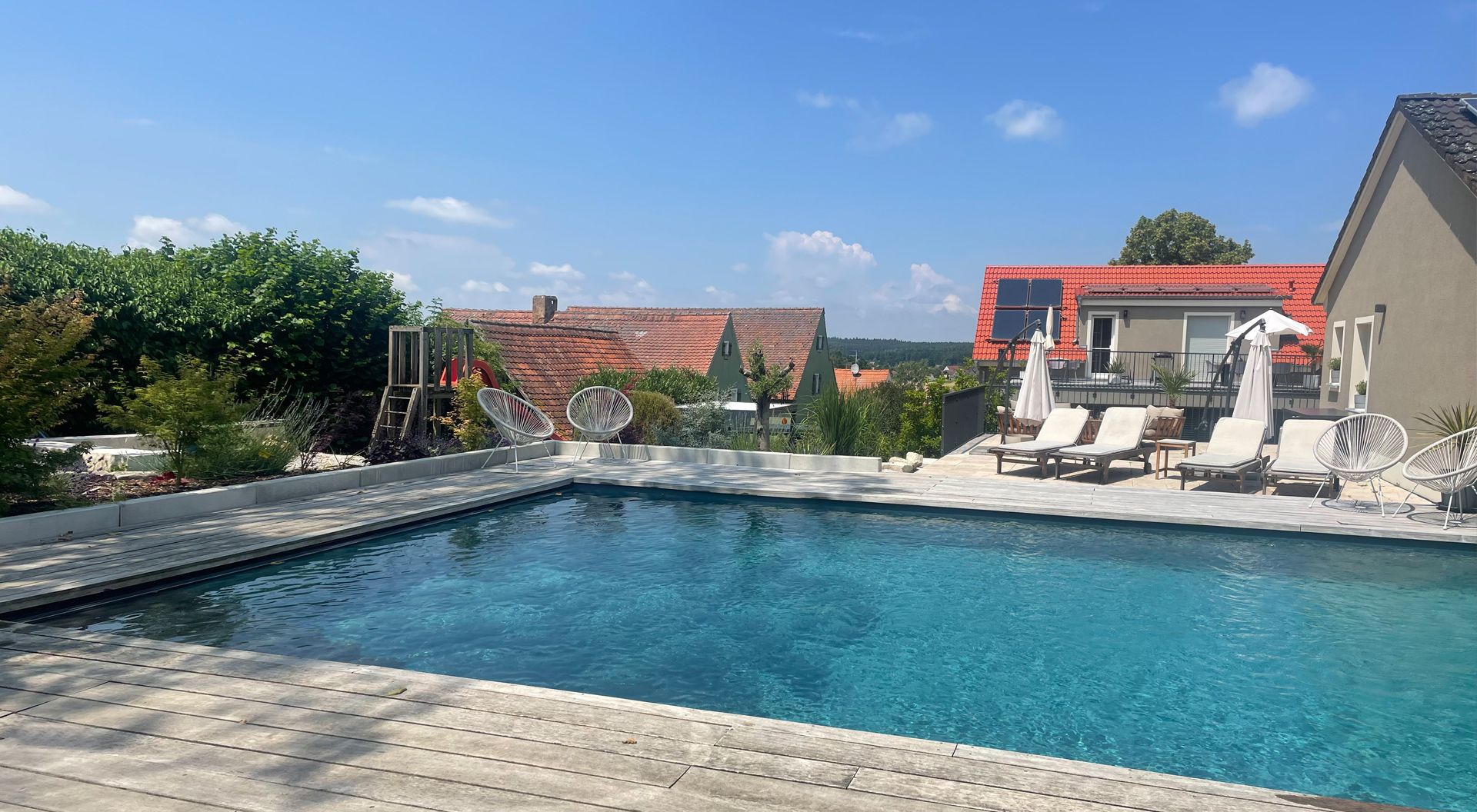 Poolanlage auf dem Ferienhof Eichenberg